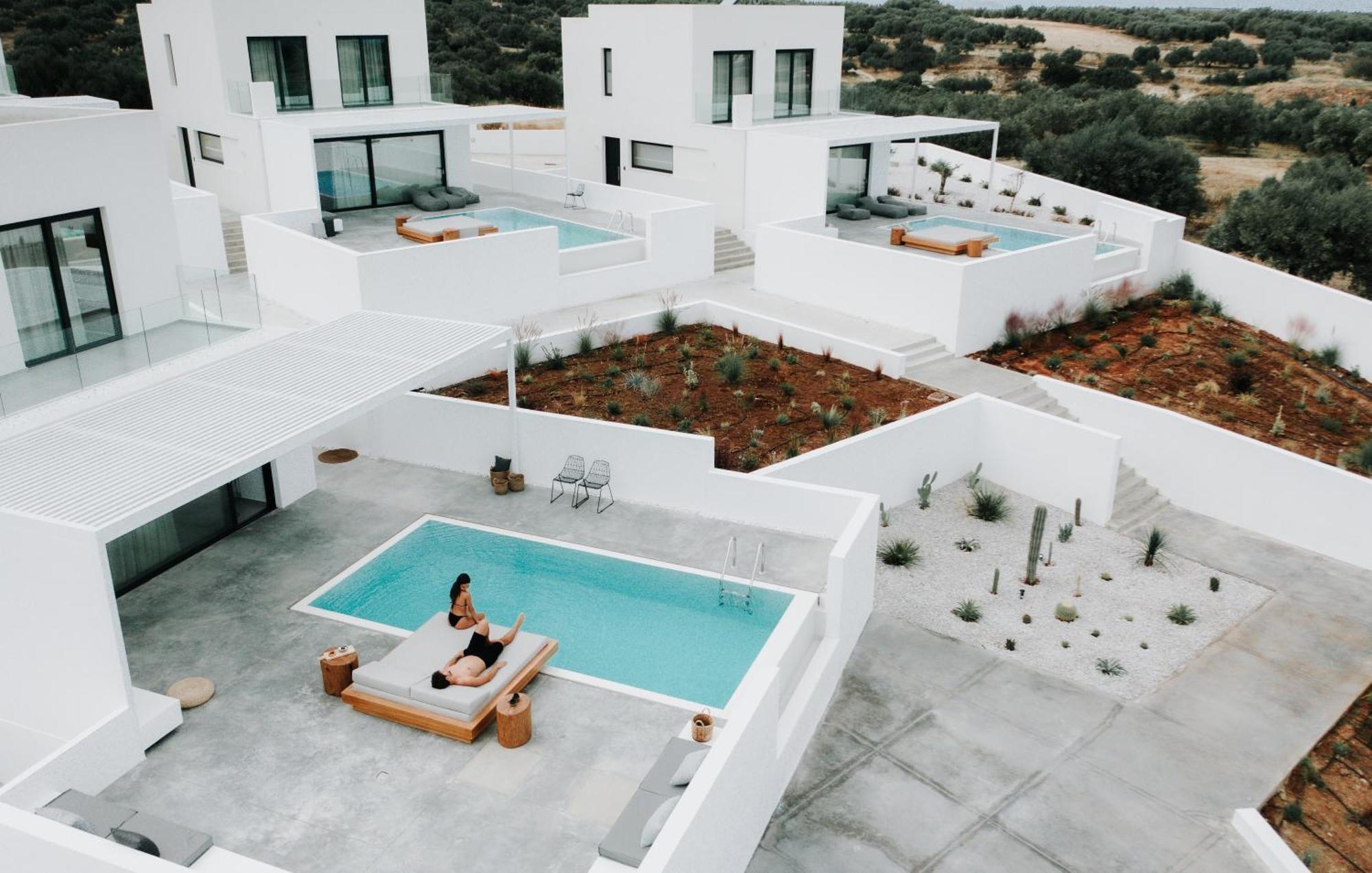 Cocoon Luxury Villa *